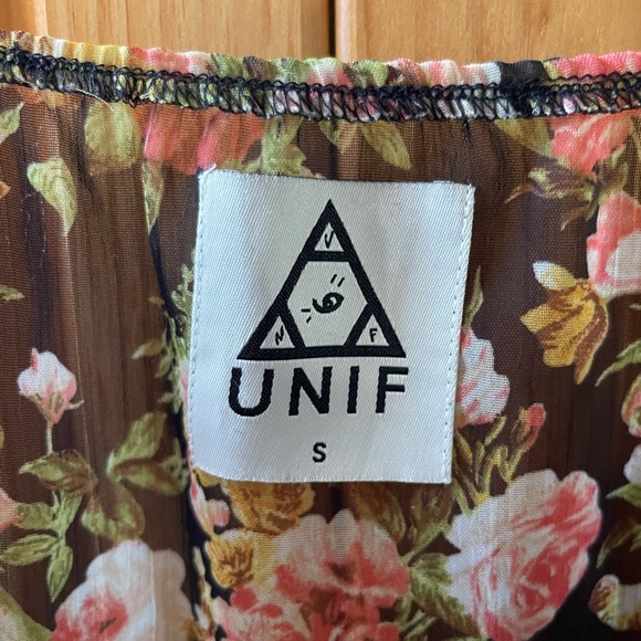 Unif high low floral camisole - Picture 9 of 14